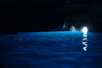 Grotta Azzura - die berhmte blaue Grotte von Capri